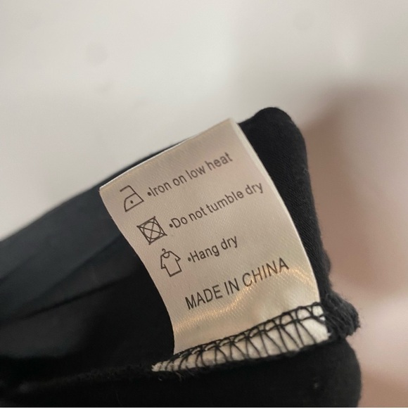 Black Short Sleeve Maxi Dress - Picture 5 of 7